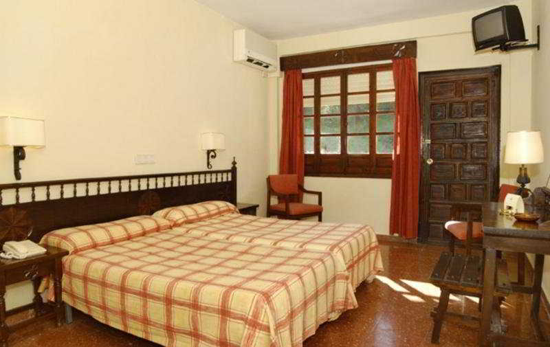 Kross Goya Benalmádena Quarto foto